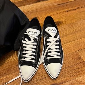 Prada Black & White Low-Top Pointed Sneakers